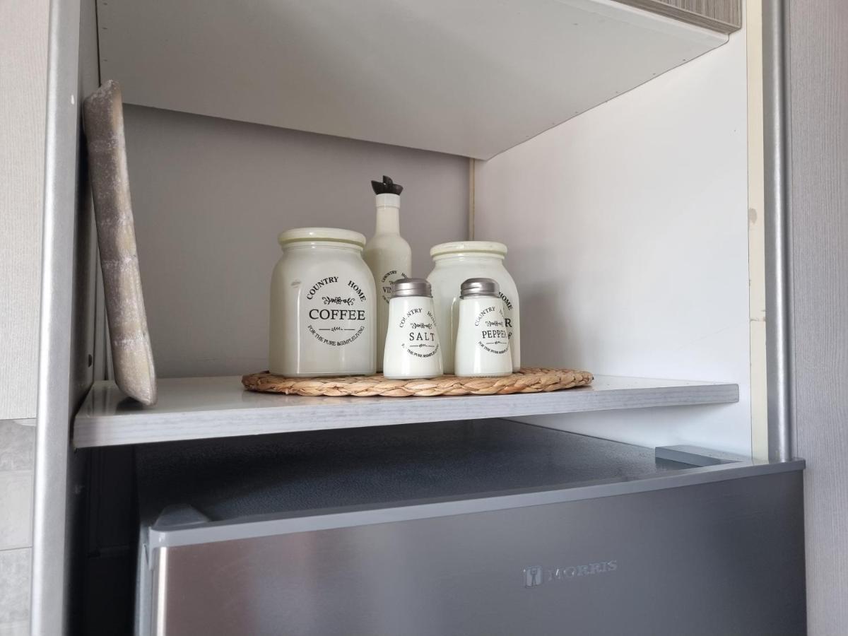 Casa Domenica Apartment Peraia  Bagian luar foto